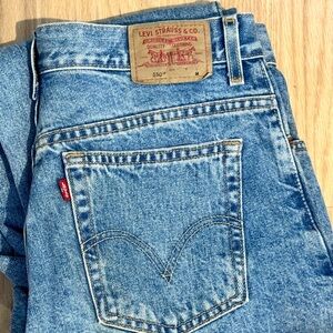 Levi's 550 Classic Relaxed Fit Light Blue Jeans